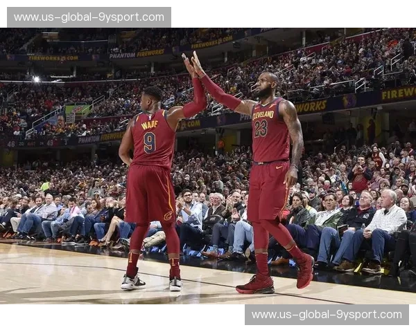 红黑魅影与酒红风暴：公牛vs骑士，一场关于荣耀与复兴的钢铁碰撞